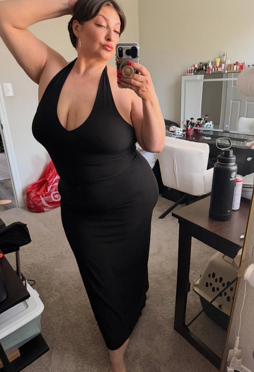 Mummyk001's tweet photo. How do I look this afternoon 💕 https://t.co/CTW08NLe5C