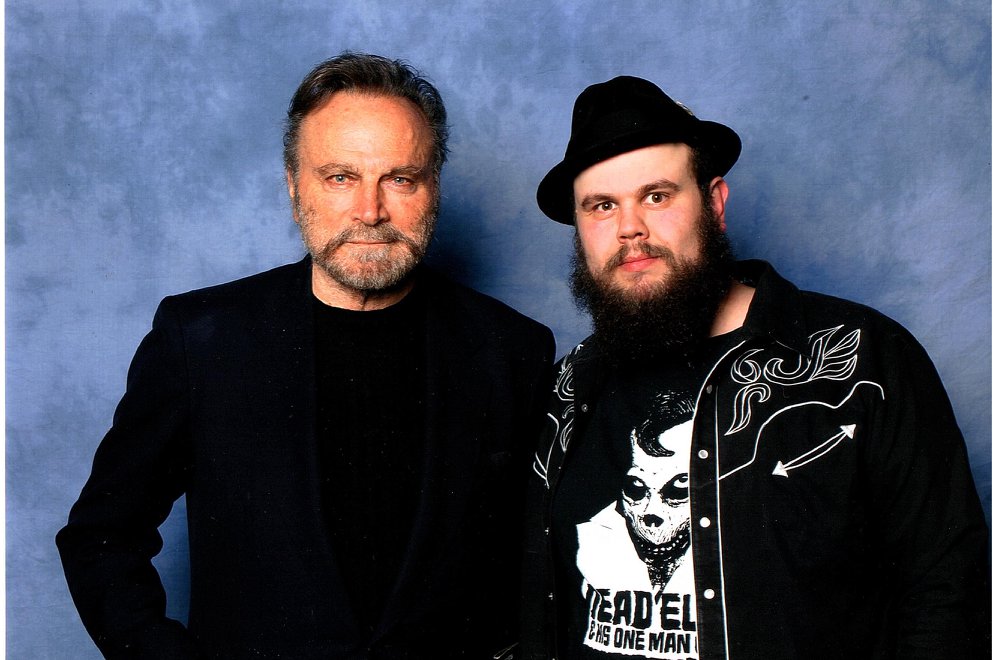 Cheenzman's tweet photo. mit der Legende Franco Nero auf dem Weekend of Hell 2018💥

#FrancoNero #Django #JohnWick #Keoma #KeomaDasLiedDesTodes #DjangoUnchained #StirbLangsam2 #DieHard2 #StirbLangsam #EnterTheNinja #DjangosRückkehr #DieGefürchtetenZwei #Camelot #CamelotAmHofeKönigArthurs #WeekendOfHell https://t.co/53ol8MwLBn