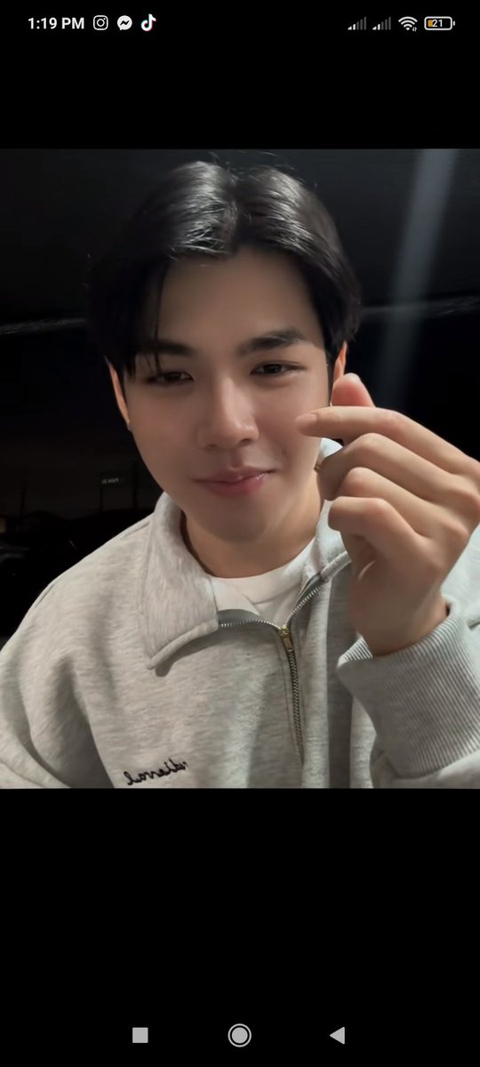 Focus on your own growth and bloom in your own time.. Cherish life,and maintain hope... recognize that every breath is a chance to move forward...

#HORI7ON_KIM #KIM #킴 #HORI7ON #호라이즌 
<a href="/HORI7ONofficial/">HORI7ONofficial</a> <a href="/HORI7ON_twt/">HORI7ON member</a>