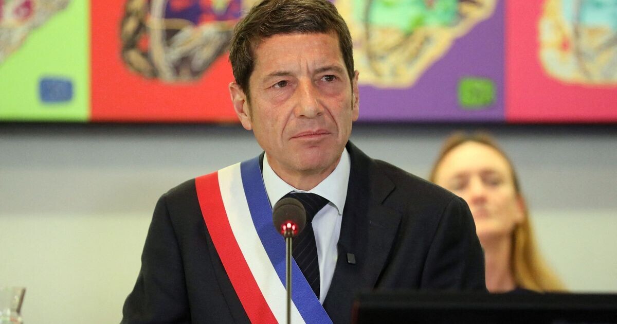 Le maire de Cannes David Lisnard annonce sa candidature à l'élection présidentielle de 2027
➡️ l.francebleu.fr/Wk4p