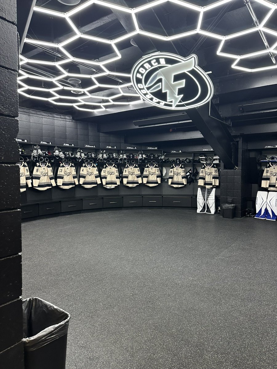 MaSUDECA's tweet photo. Business Tour!! Last Friday some of our members got to tour the Scheels Arena in Fargo and that night got to watch the Fargo Force play against Dubuque Fighting Saints! It was a fun and great experience!! Thank you Fargo Force and Scheels Arena!! https://t.co/pbLD6W4nae