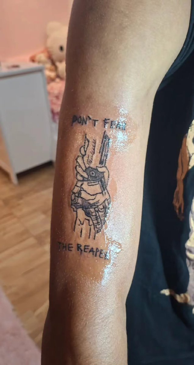 cacttossauro's tweet image. Tatto 😎