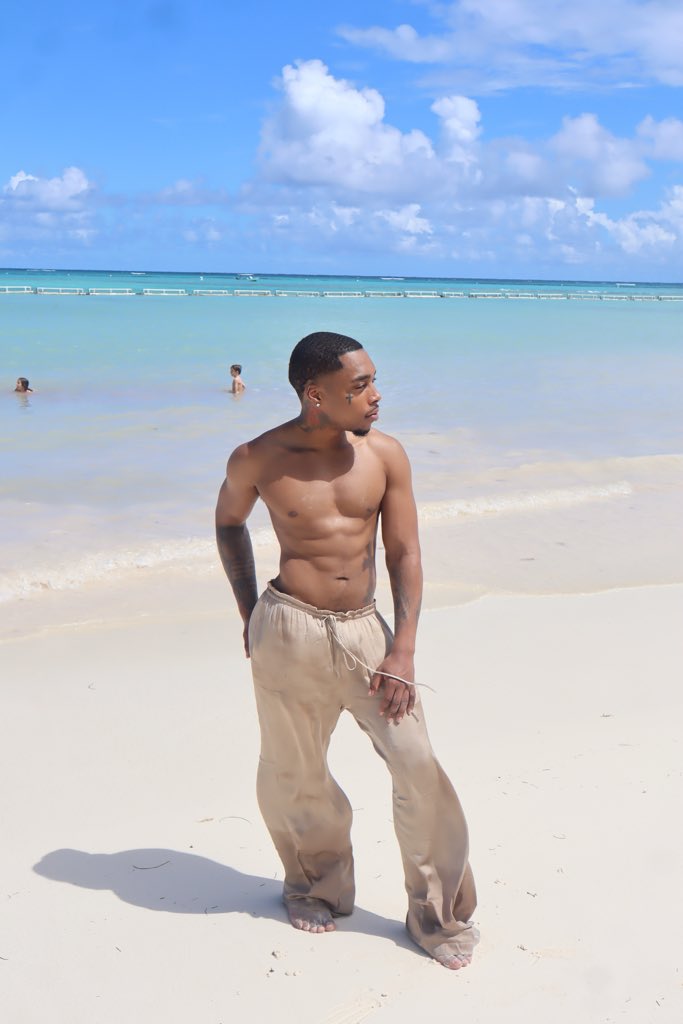 Raymonte tweet media