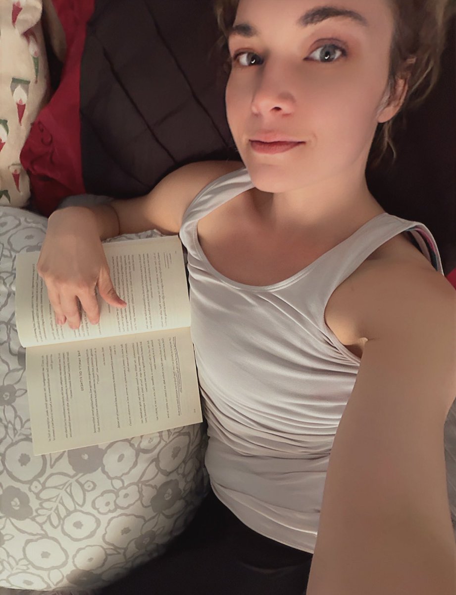 ╭༺♡༻─ Isa ─༺♡༻╯ tweet media