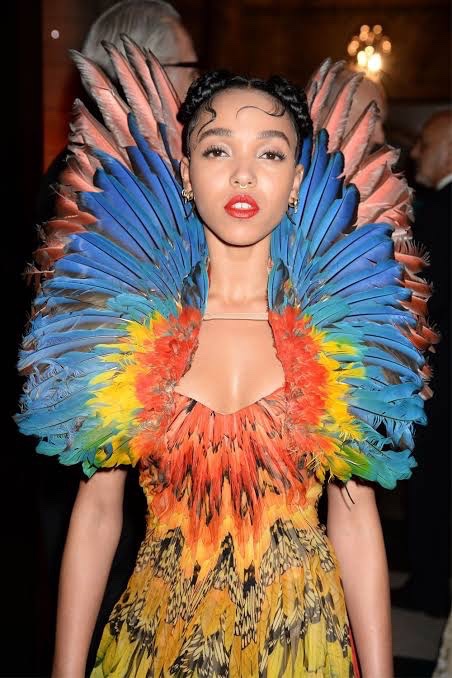 FKA Twigs Updates tweet media