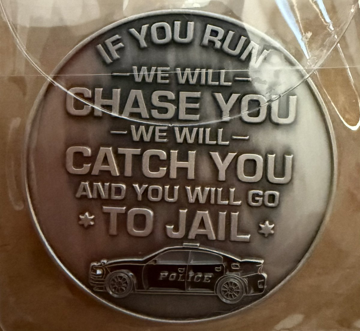 CHDAngelMom's tweet photo. @chiefbtaylor sent me an autographed photo w/ my Challenge Coin!! Told @WeinmannMarc Iβm a little weird about having a framed photo of another man, but thatβs just the way it has to be πππ
#HazenPD #ChiefTaylor
#ChiefBradleyTaylor #OnPatrolLive @OfficialOPLive https://t.co/p4hw9Al6Uv