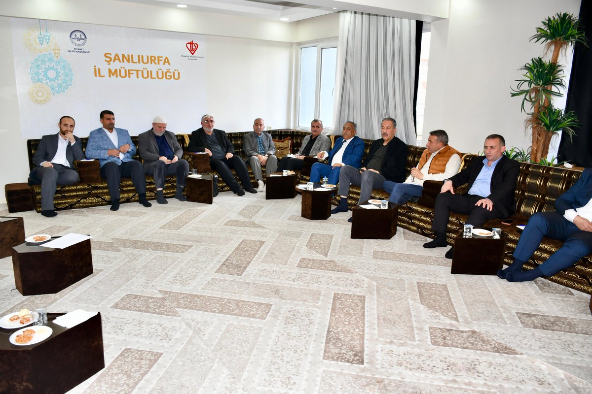 Milli Eğitim ÇEDES Bakanlık koordinatörü Abdülaziz Güven, Milli Eğitim Bakanlığı Daire Başkanı Bünyamin Akyüz, İl Milli Eğitim Müdürümüz Asım Sultanoğlu, İl Müftümüz Ramazan Tolan, EDEP İlçe Başkanlarımız ve gözlemcilerimizin katılımıyla (EDEP) Eğitime Destek Platformu