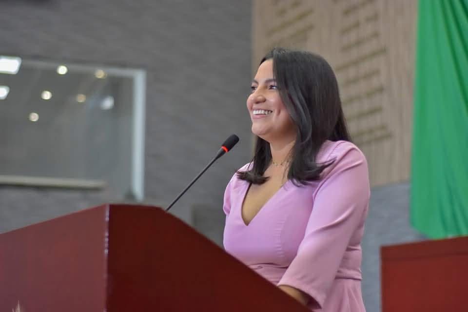 IMPULSA MELISSA MONTES DE OCA AVANCES LEGISLATIVOS EN FAVOR DE MUJERES, FAMILIAS Y GRUPOS VULNERABLES EN MORELOS 

cadenasurmultimedios.mx/site/?p=152587