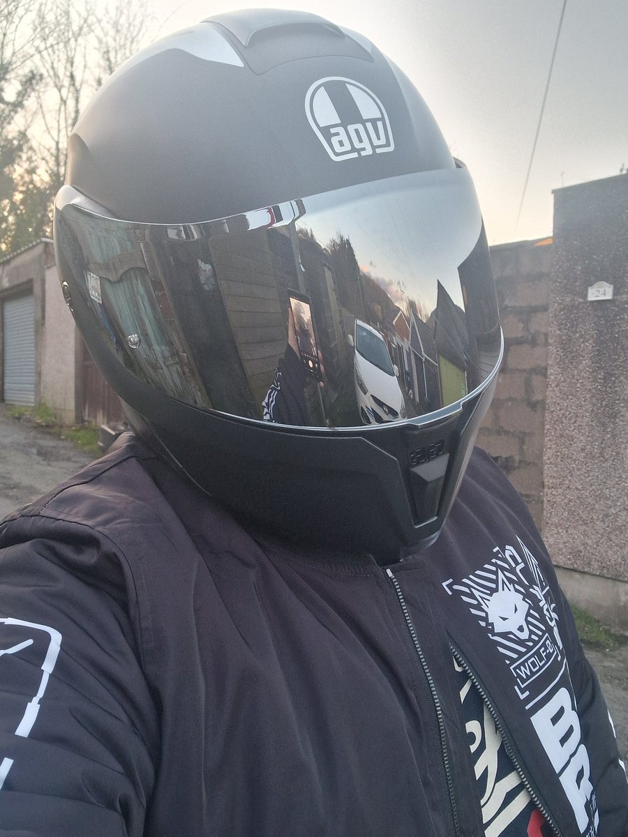 Scruffy Daxx tweet media