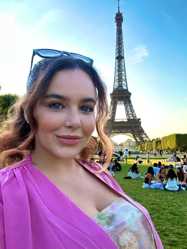 Natasha Nice 🇫🇷🇨🇺🇺🇸 tweet media