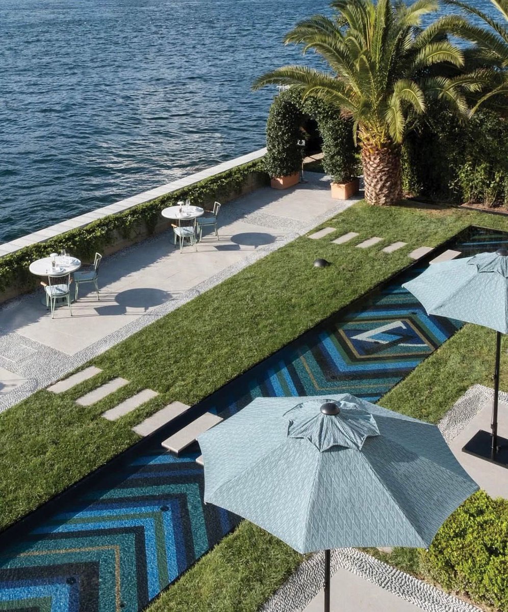 سعوديون في تركيا tweet media