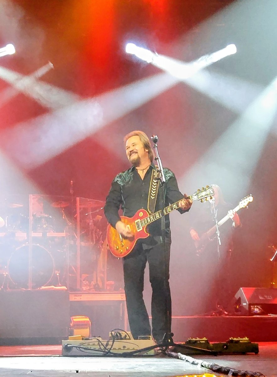 Debbie Sutphin tweet media