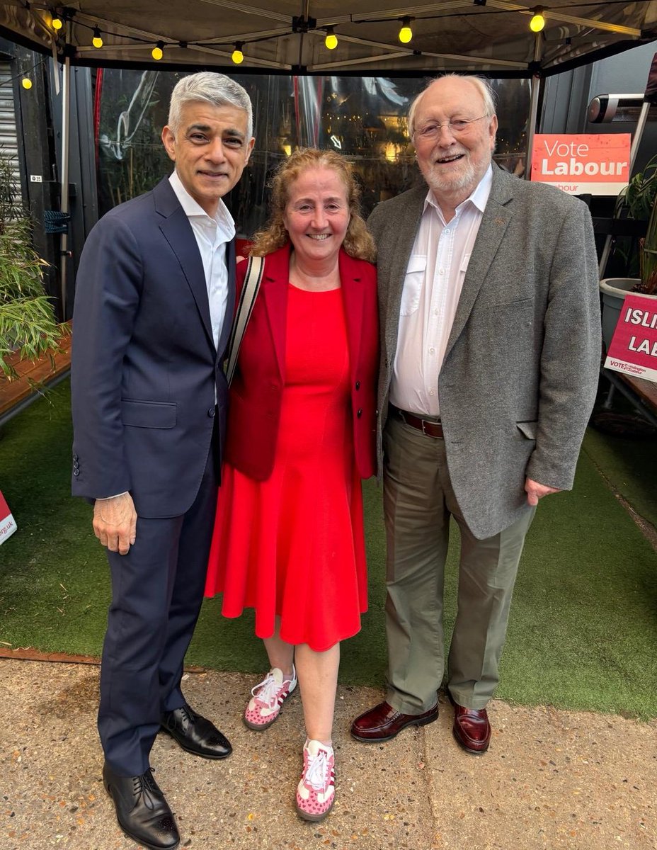 Sadiq Khan tweet media