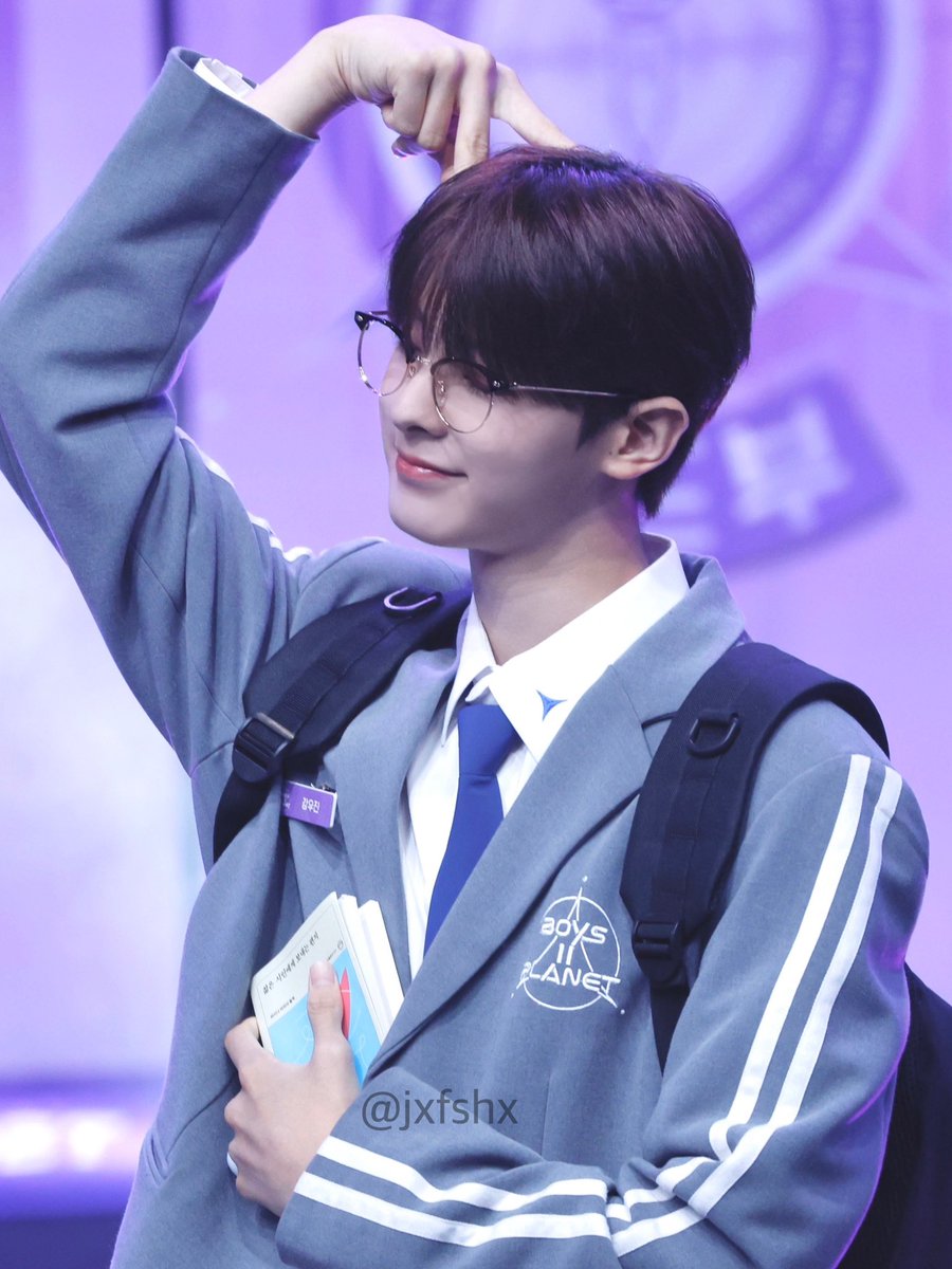 애햎이 tweet media