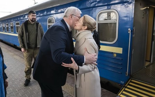 Iuliia Mendel tweet media