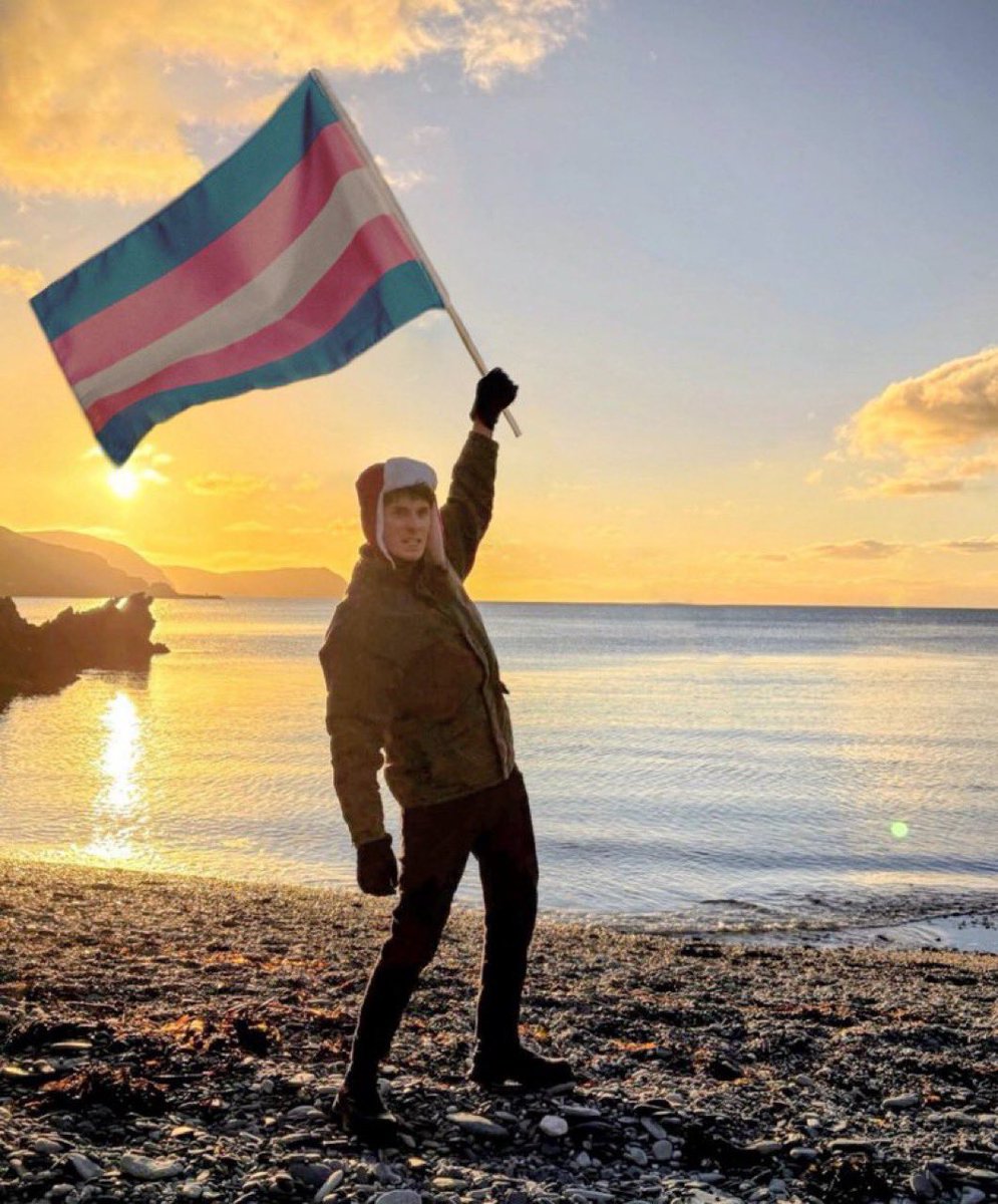 eden ⛧ tweet media