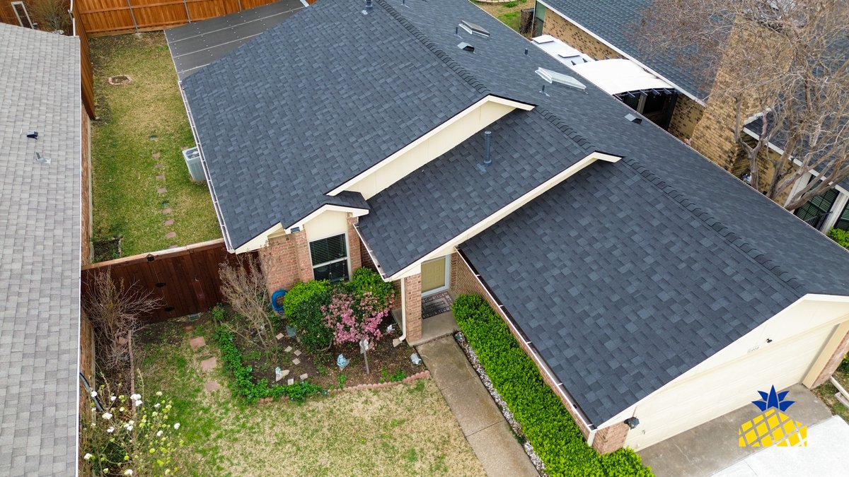 Pineapple Roofing tweet media