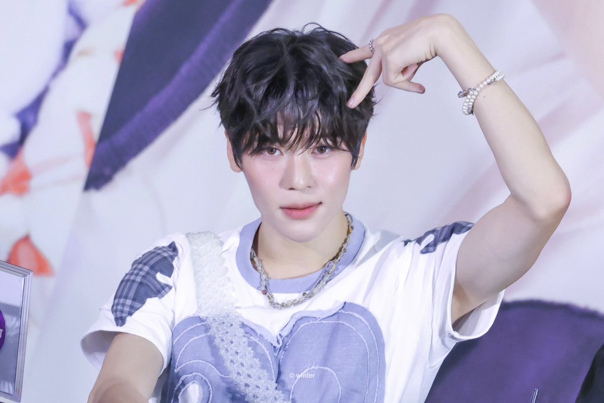 ᴡɪɴᴛᴇʀ tweet media