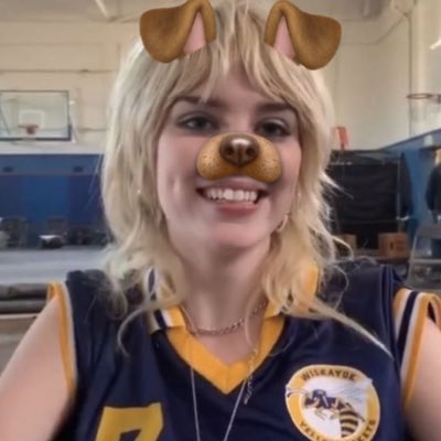 eli 🦝 #girlbobtwt tweet media