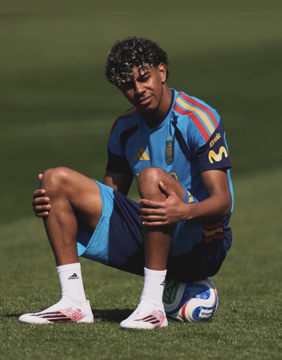 Tactical Football Review tweet media