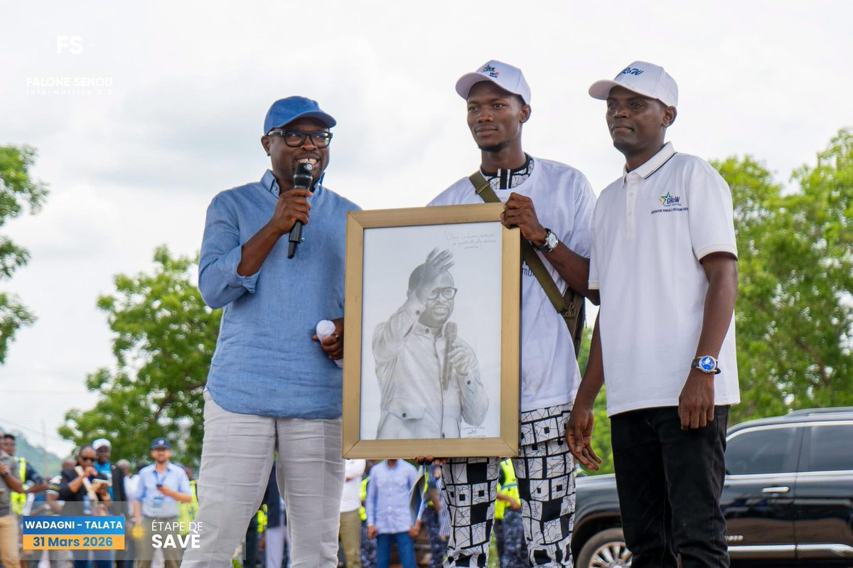 CritikMag tweet media