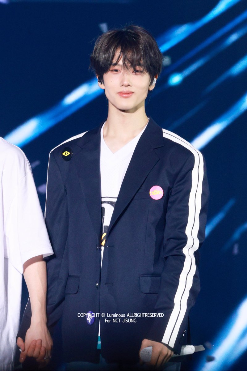 𝘓𝘶𝘮𝘪𝘯𝘰𝘶𝘴 tweet media