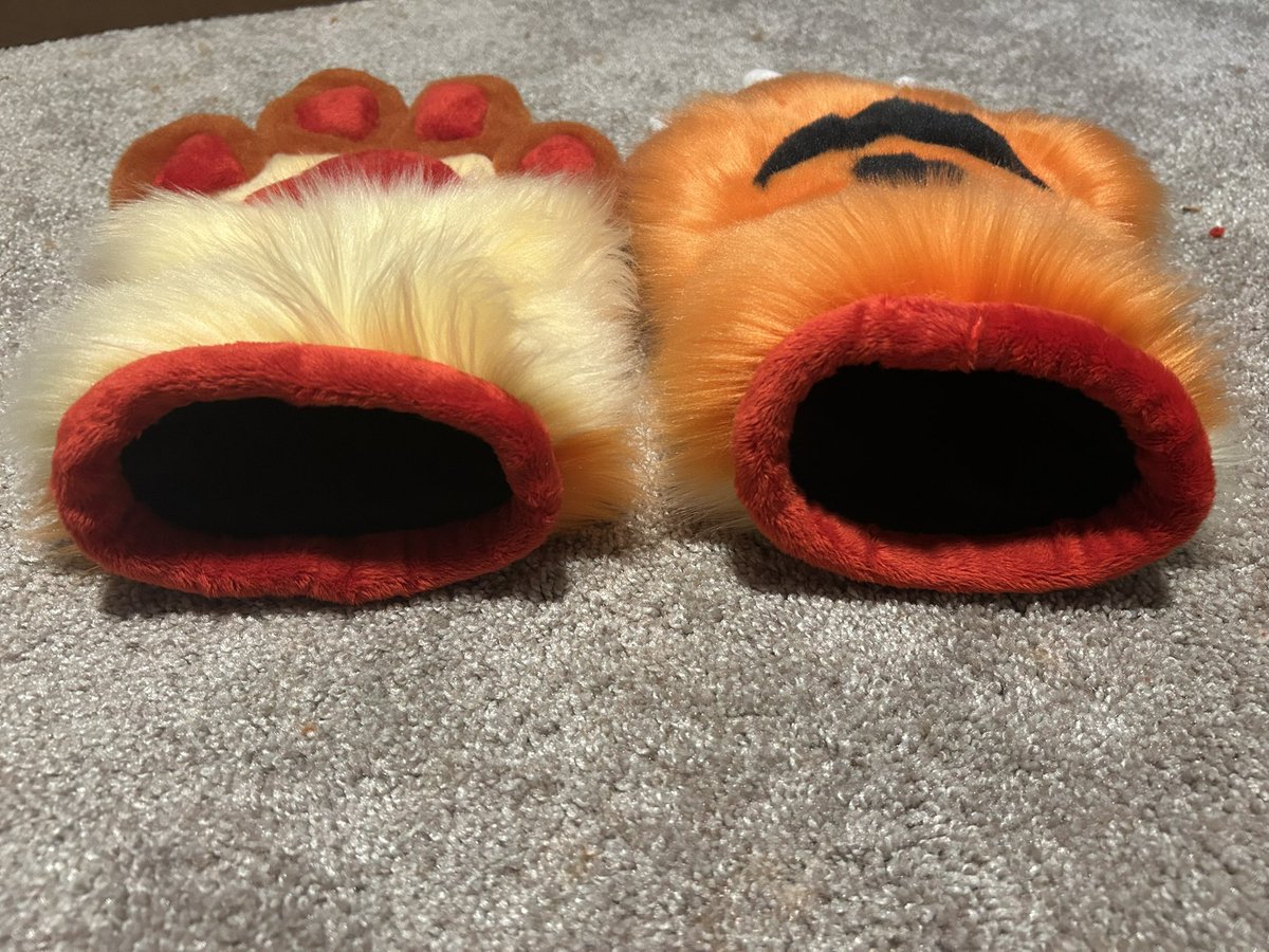squibbz0's tweet photo. gah…. i got so sick……… heres paws for premade i forgot 2 post…… https://t.co/1XbLytXvKW