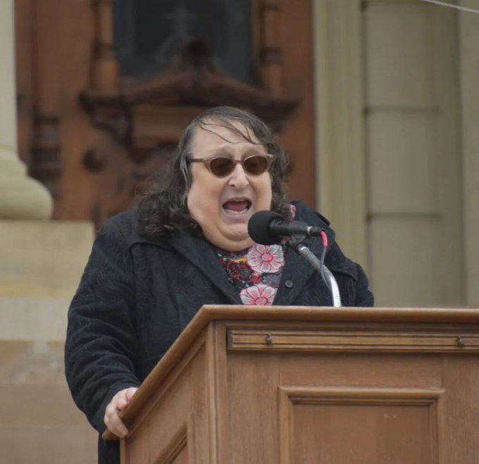 The American Girl tweet media