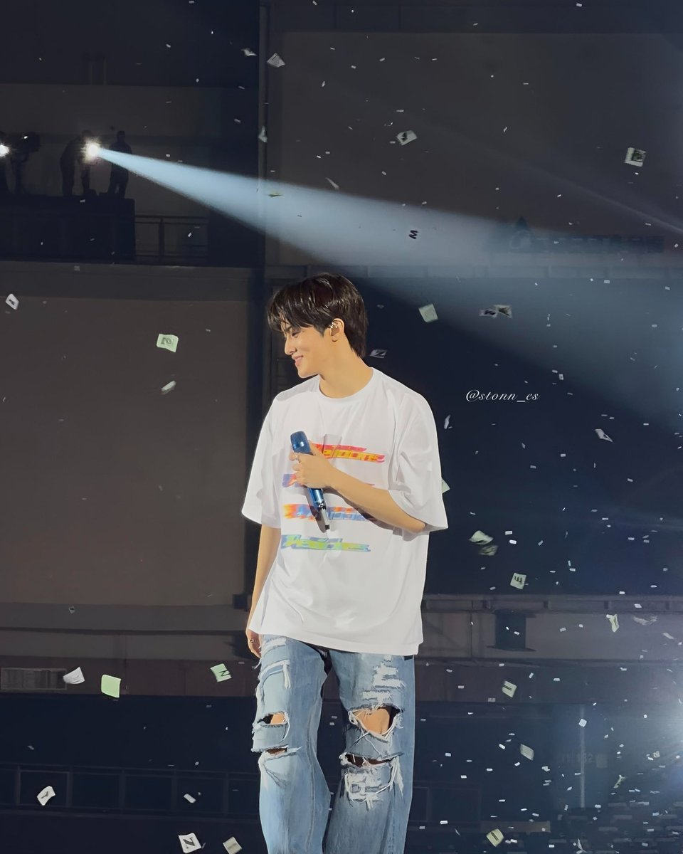 Silverlover tweet media