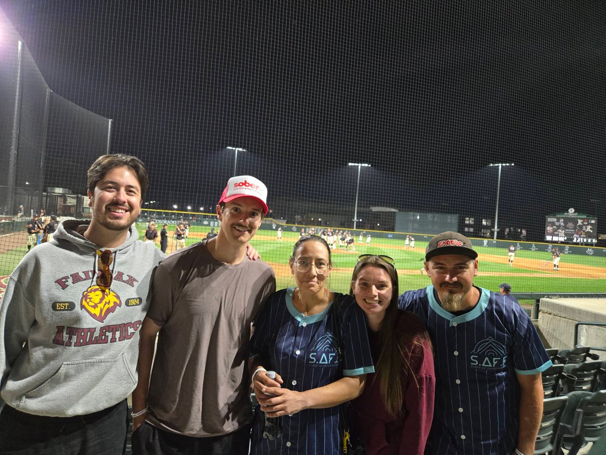 🔥 Thank you, CMU Baseball fam! 🔥
Huge shoutout to everyone who came out and showed love at the Sober Section;  you all brought the energy. We had an absolute blast living out recovery in style, out loud, and together.