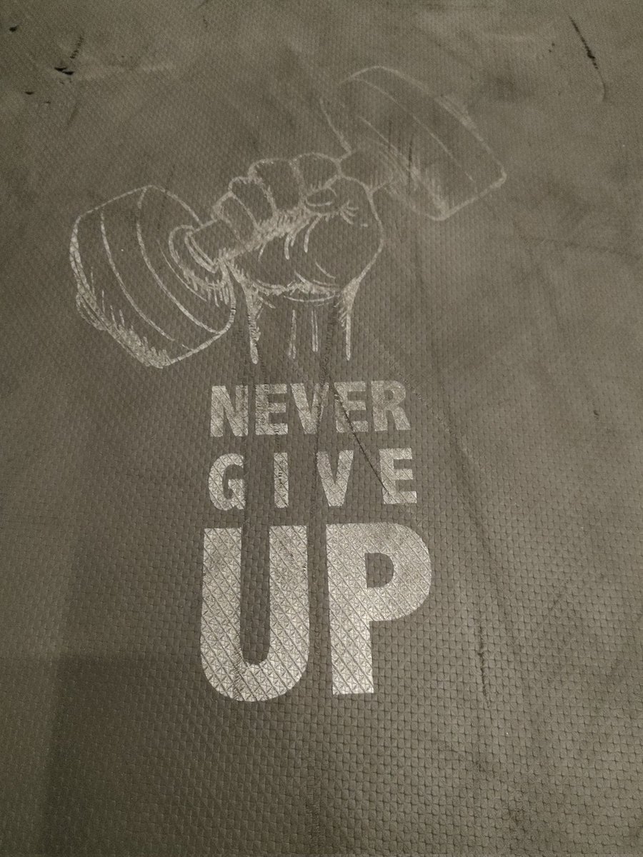 karaburak24's tweet photo. Maç öncesi spora erken geldim, iyi oldu 😉💪🏾
#SportTime https://t.co/TL1eVaPAzq