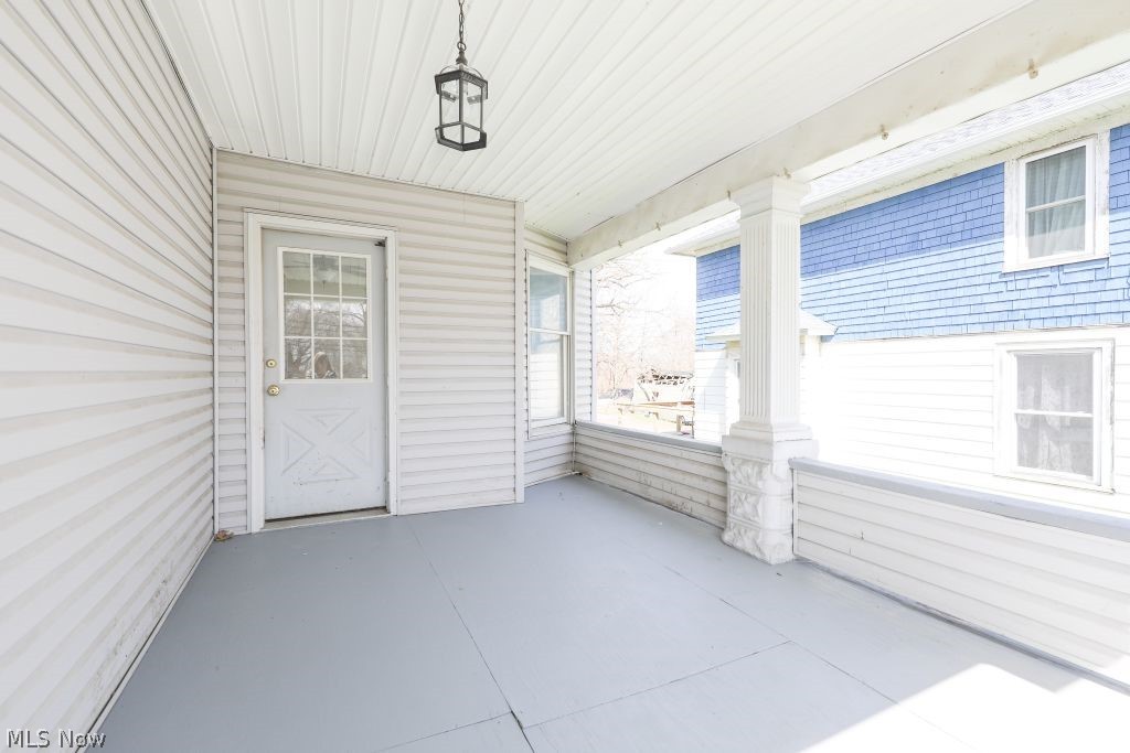 bstamp6's tweet photo. 855 Newgarden Avenue, Salem, OH, 44460
4 bed | 2 bath 1314 Sq. Ft.
Active | 120000
https://t.co/QcKyM5v4st
Ready for You! 4 bedroom, 2 baths, kitchen with all appliances, dining room, office room, full bath, and laundry on the main floor. The second floor has 3 bedrooms, full... https://t.co/NXf1C7Qqql