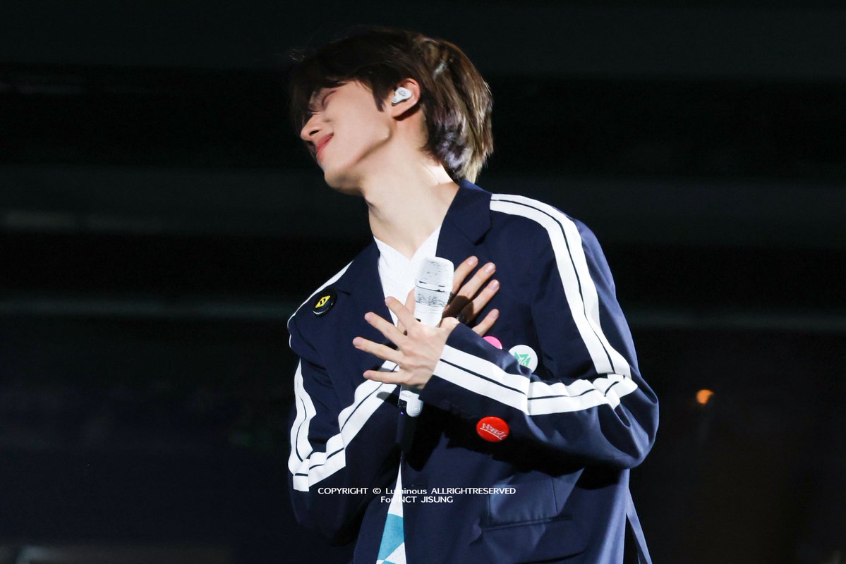 𝘓𝘶𝘮𝘪𝘯𝘰𝘶𝘴 tweet media