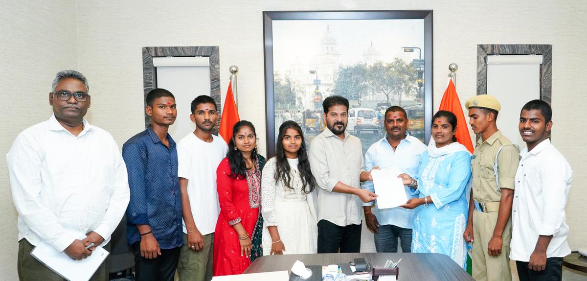 Telangana CMO tweet media