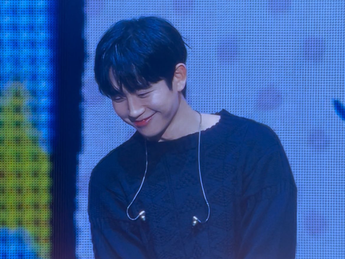 세상에서 가장 반짝이는 우리 해인오빠!  ✨
진심으로 생일축하드려요 •• ♡ 
태어나줘서 정말 고맙고 우리 평생 함께 행복해야해요!! 약속 💕

#정해인 #HAPPY_HAEIN_DAY