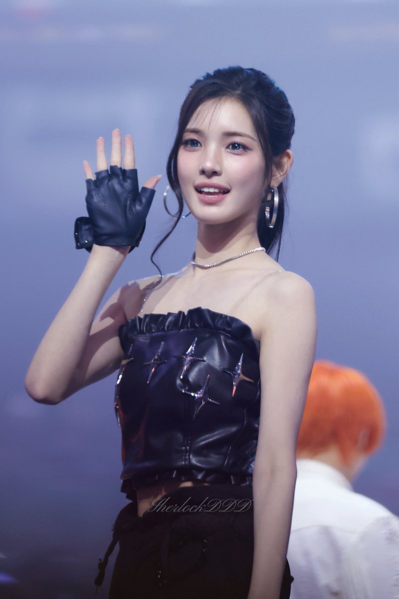 SherlockDDD tweet media