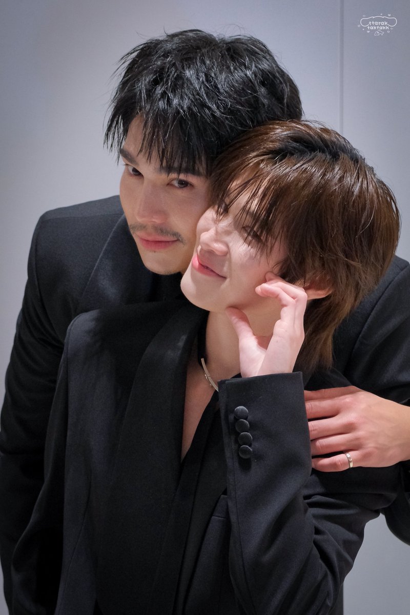 ૮₍ ´• ˕ • ₎ა ตั๊กตั๊ก🐬 tweet media