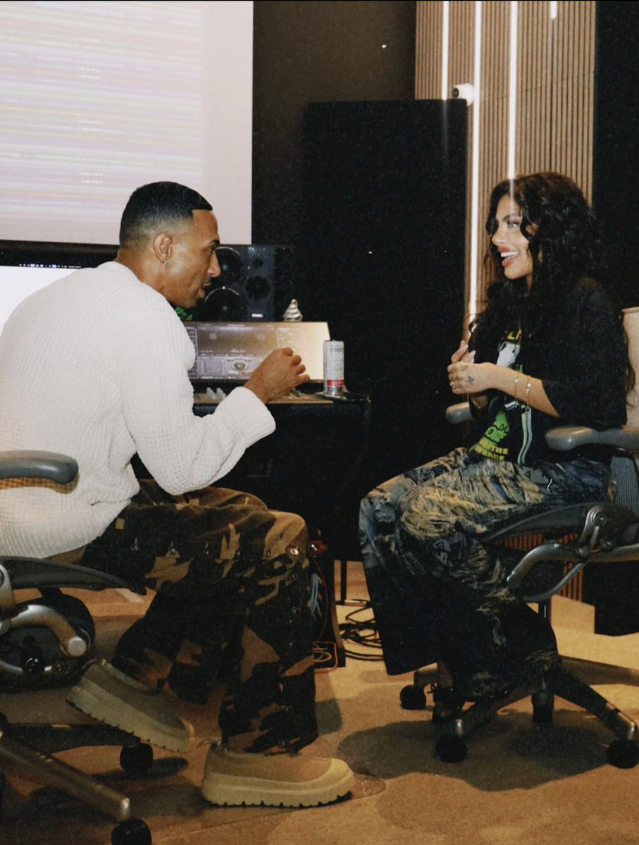 HudaMedia tweet media