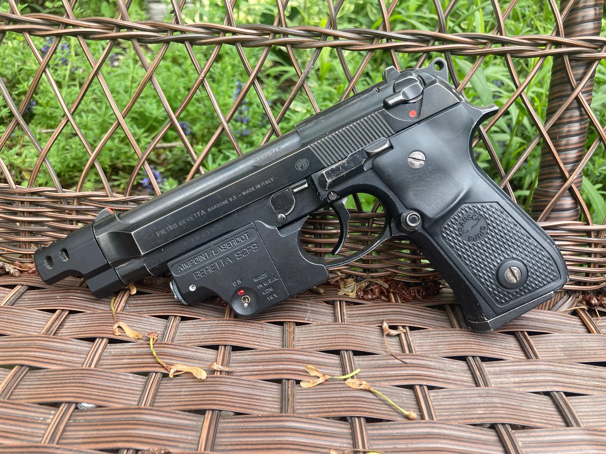 ♂utbreak HD and din♂ crisis tweet media