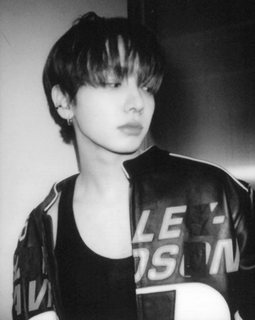 iluvjenkook's tweet photo. #AprilFoolsDay 
#명재현 #엘라 https://t.co/3hPHZijHjI