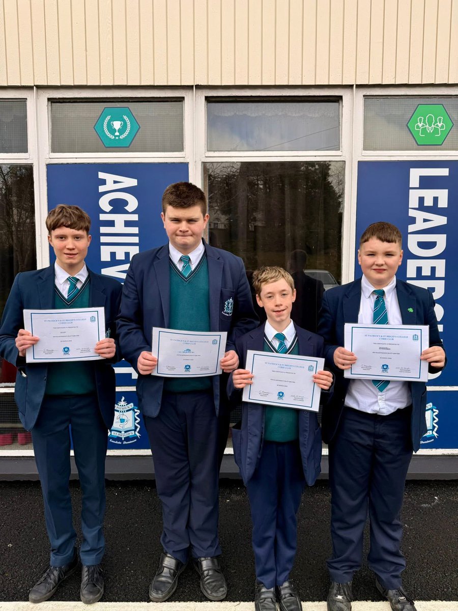 SPBCollegeClaudy tweet media