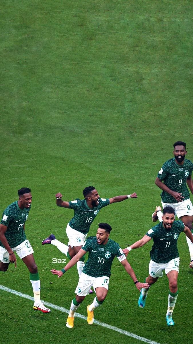 العَمري tweet media