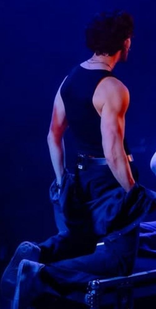 camila 🏒 tweet media