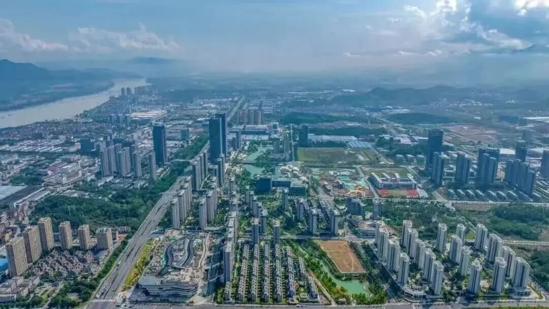 TongluFeel's tweet image. #Tonglu's big news💥First 10-billion-level new #energy project starts! #Hydrogen energy industry lands, 71-day fast progress, blueprint for #green development✨#TongluTec