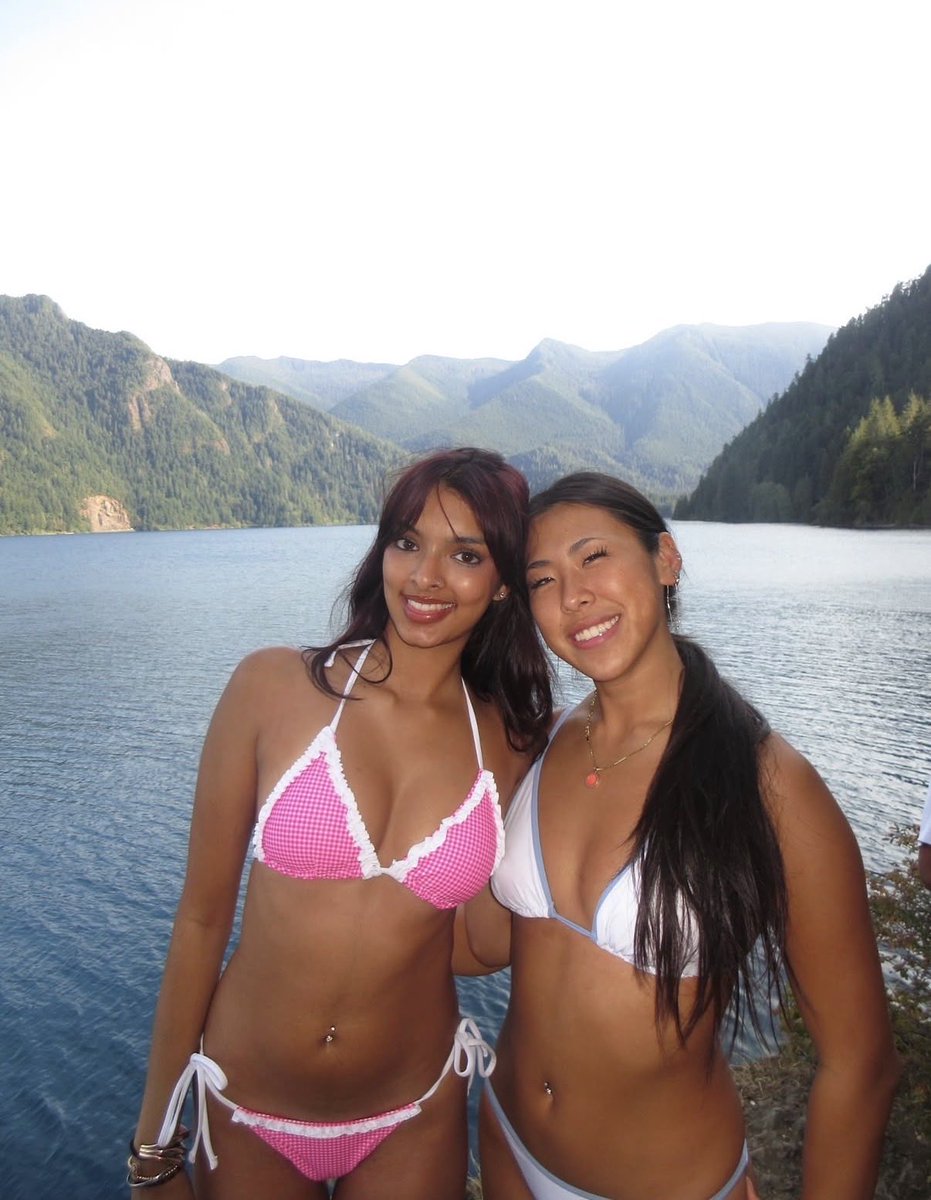 𝙱𝚁𝙾𝚆𝙽 𝙱𝙾𝙿𝙿𝙴𝚁𝚂 tweet media