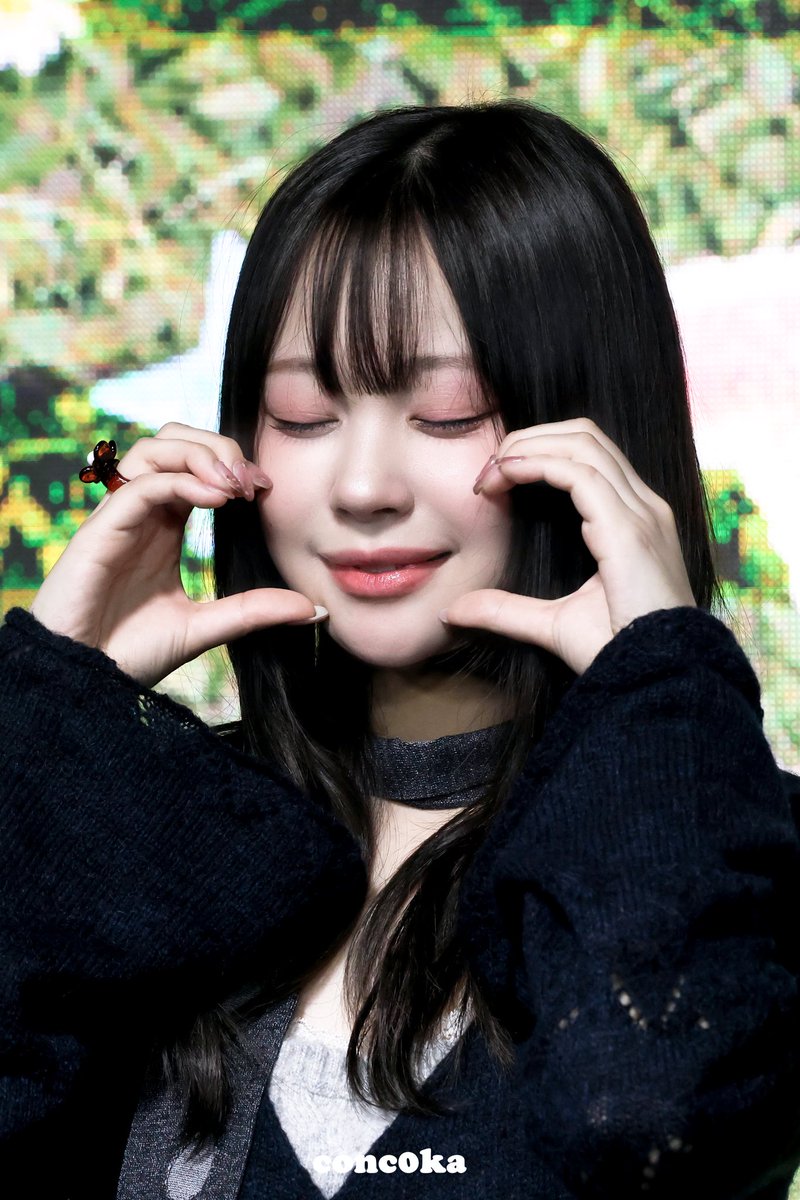 #만우절 #AprilFoolsDay 
#weeekly #한지효 #HANJIHYO