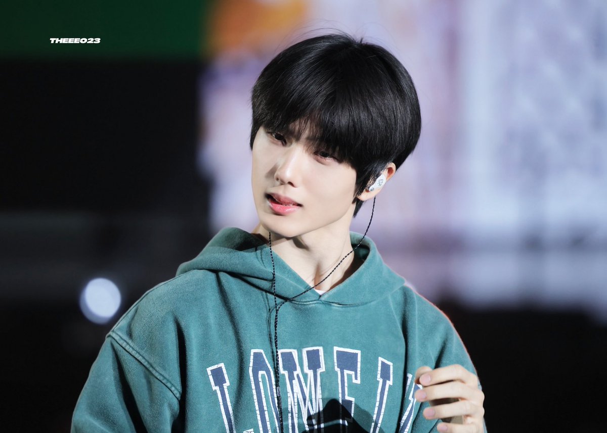 삥•• tweet media