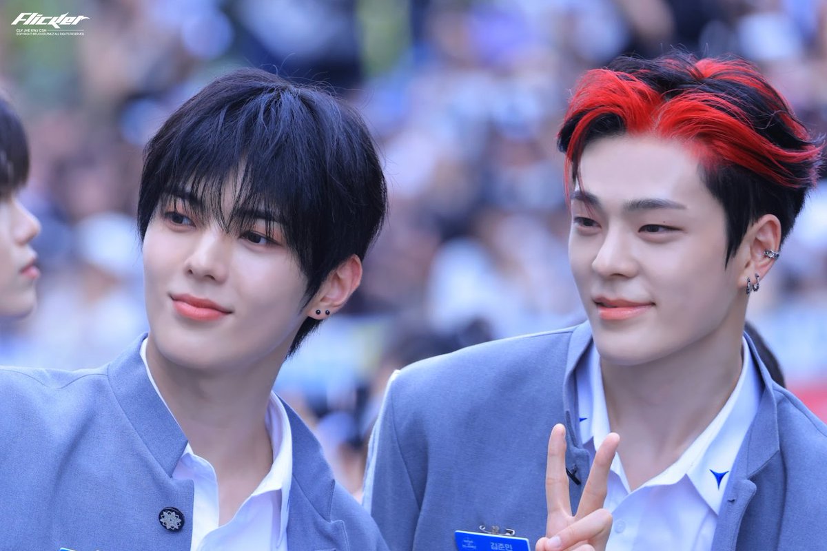 𝙁𝙡𝙞𝙘𝙠𝙚𝙧 tweet media