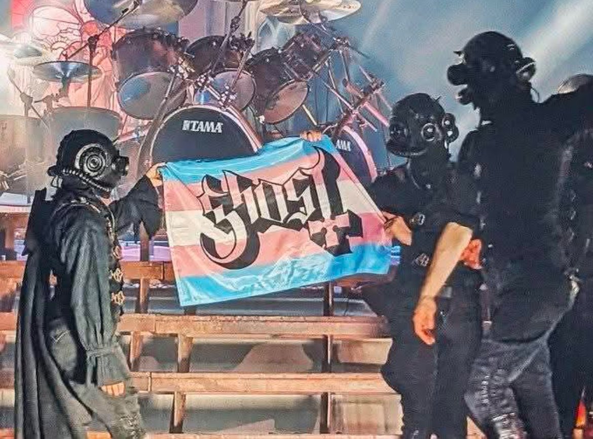 Papa Crave tweet media