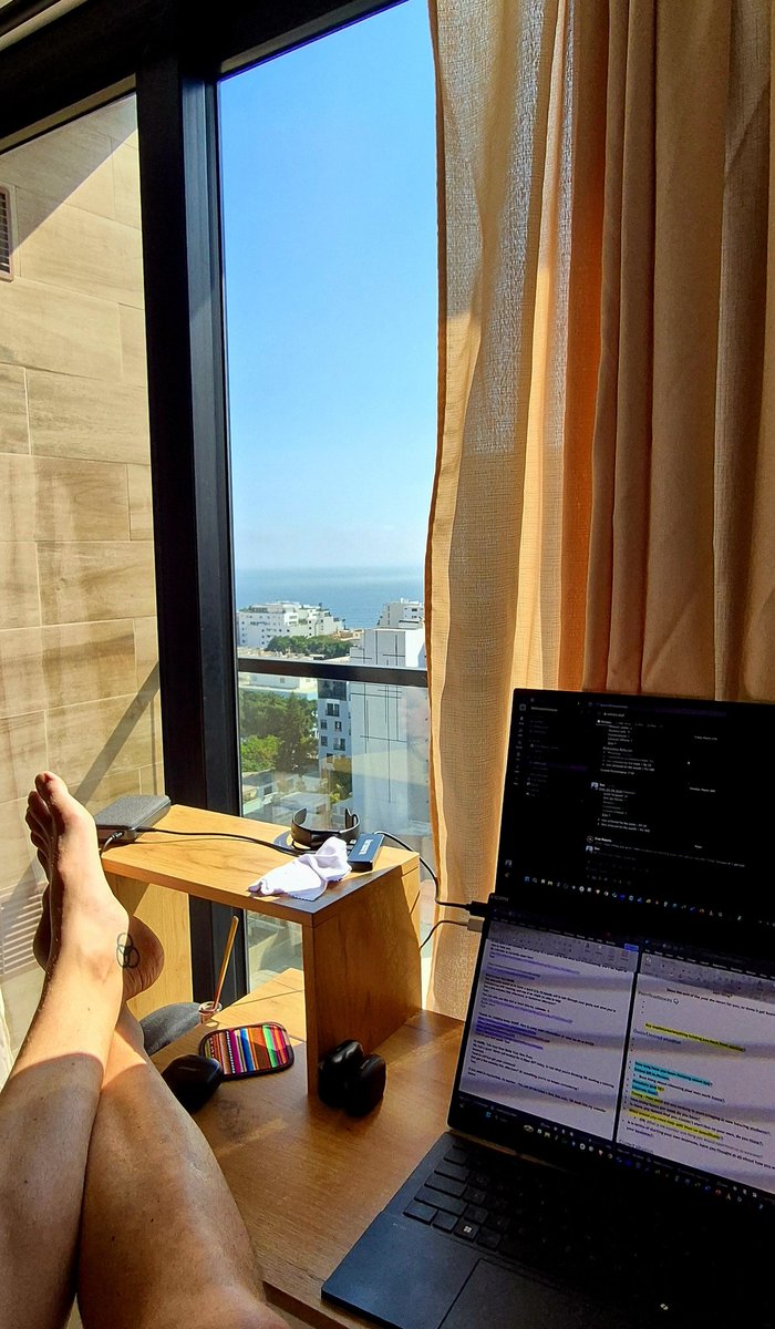 Tom 🦘 tweet media